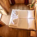 Walsertal Residence Aparthotel Gressoney-La-Trinite